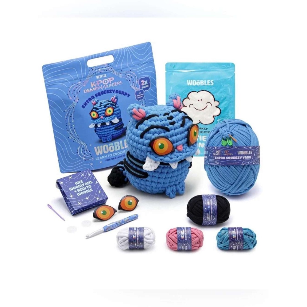 NEW Woobles Netflix K-Pop Demon Hunters Extra Squeezy Derpy Crochet Kit Beginner